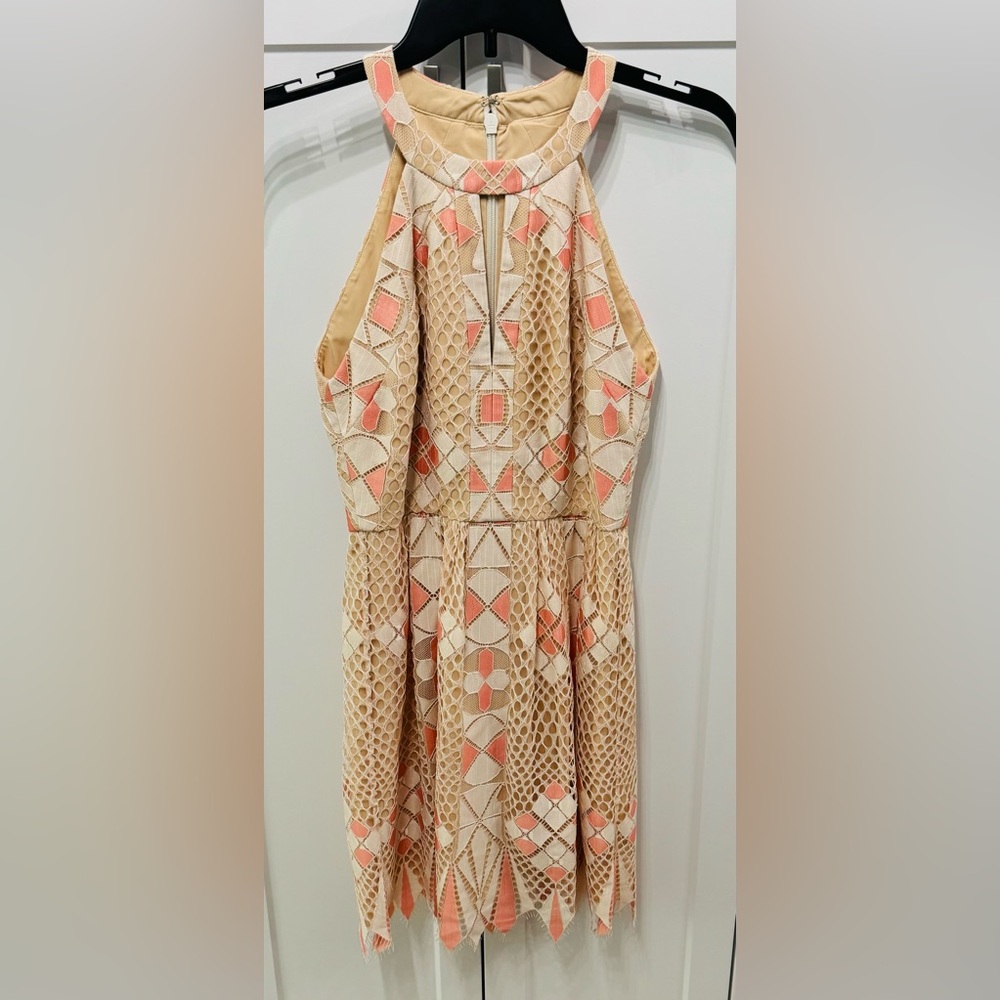 BCBGMAXAZRIA Elegant Beige and Coral Geometric Dress Size 0